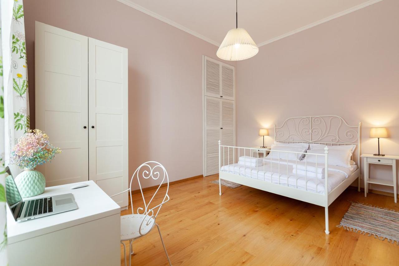 Apartament Avangard Kopernyka 12 *